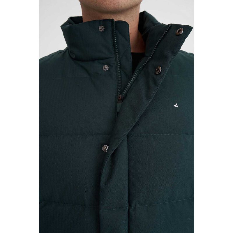Huffer Classic Down Vest image number 2